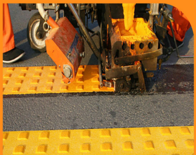 Holt Melt Vibrating Road Marking Paint